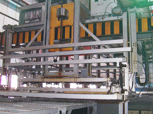 什么是電解錳、鋅自動(dòng)生產(chǎn)線(xiàn)